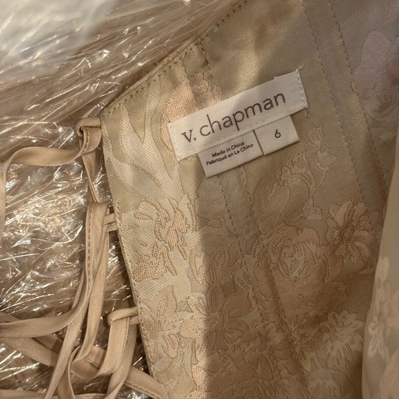 SIZE 6 V. Chapman The Vivian Dress in Taupe Windsor Brocade - Picture 7 of 7